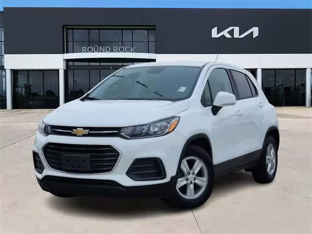 2020 Chevrolet Trax LS FWD photo