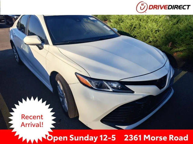 2020 Toyota Camry LE FWD photo