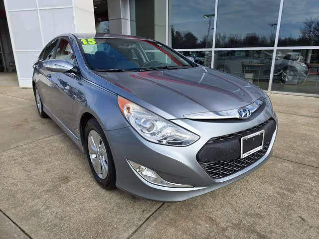 2015 Hyundai Sonata FWD photo