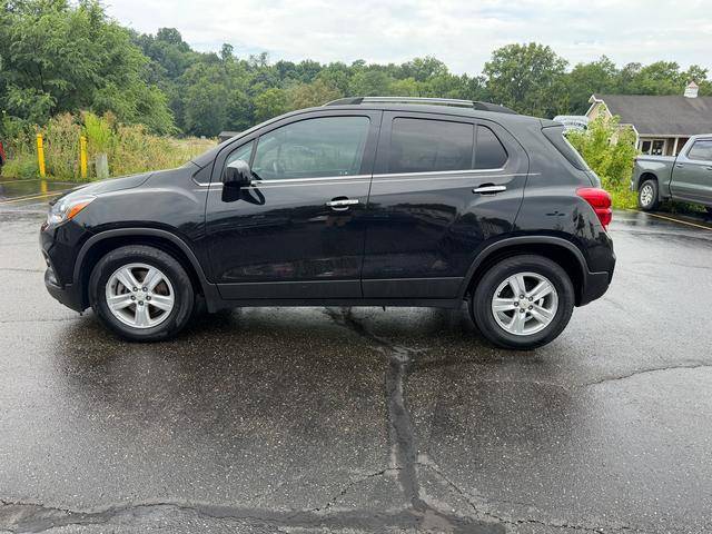 2020 Chevrolet Trax LT FWD photo