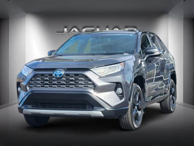2020 Toyota RAV4 Hybrid XSE AWD photo