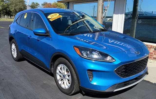 2020 Ford Escape SE FWD photo