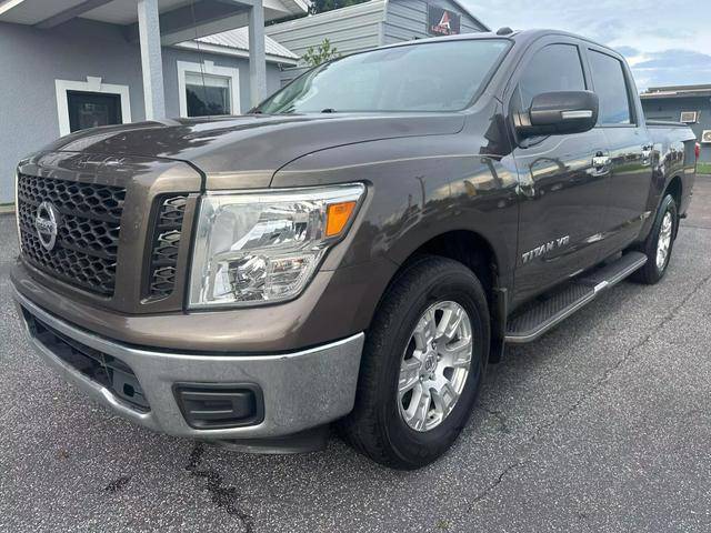 2019 Nissan Titan SV RWD photo