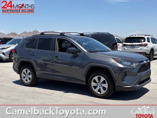 2020 Toyota RAV4 LE FWD photo