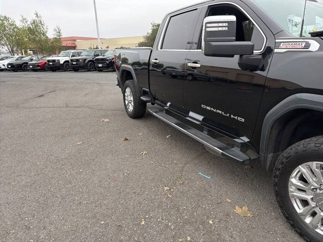 2020 GMC Sierra 2500HD Denali 4WD photo