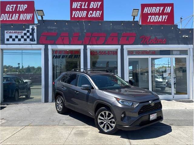 2020 Toyota RAV4 XLE Premium FWD photo