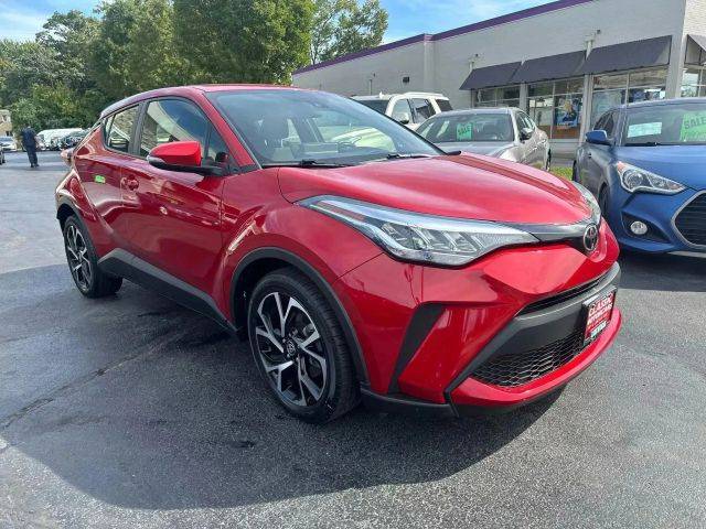 2020 Toyota C-HR XLE FWD photo