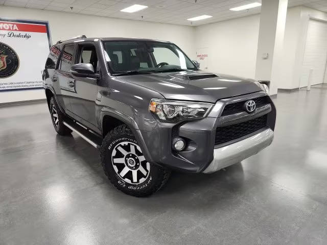 2018 Toyota 4Runner TRD Off Road Premium 4WD photo