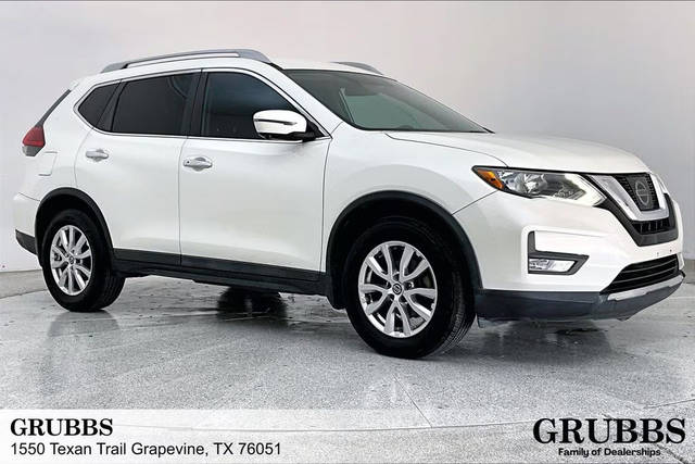 2017 Nissan Rogue SV FWD photo