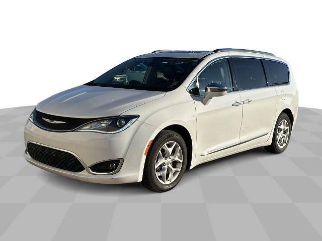 2020 Chrysler Pacifica Minivan Limited FWD photo