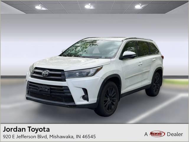 2019 Toyota Highlander SE AWD photo