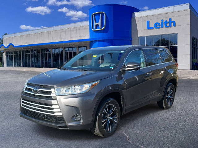 2019 Toyota Highlander LE FWD photo
