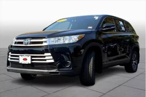 2019 Toyota Highlander LE AWD photo