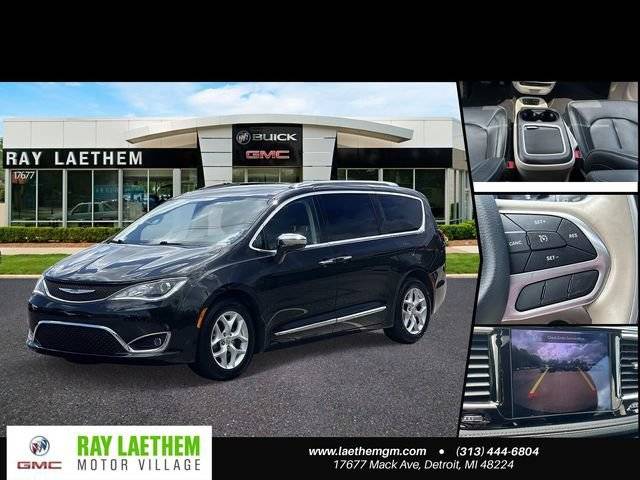 2020 Chrysler Pacifica Minivan Limited FWD photo