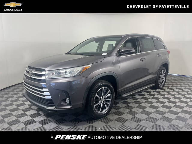 2019 Toyota Highlander XLE FWD photo