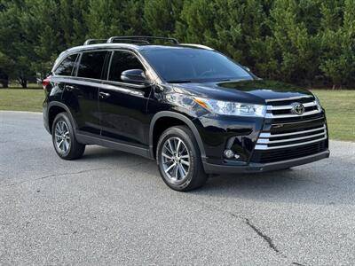 2019 Toyota Highlander XLE FWD photo