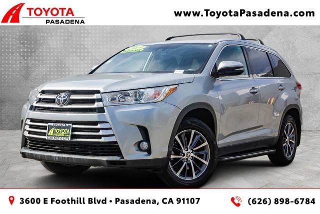 2019 Toyota Highlander XLE FWD photo