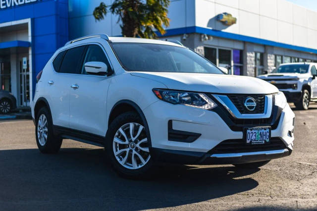 2019 Nissan Rogue SV FWD photo