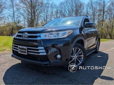 2019 Toyota Highlander XLE AWD photo