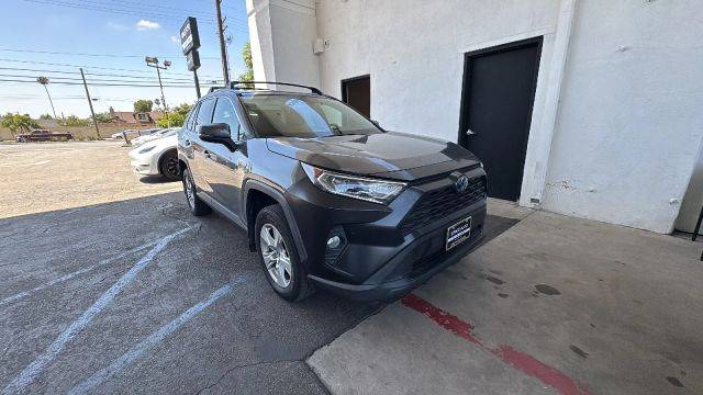 2020 Toyota RAV4 Hybrid XLE AWD photo