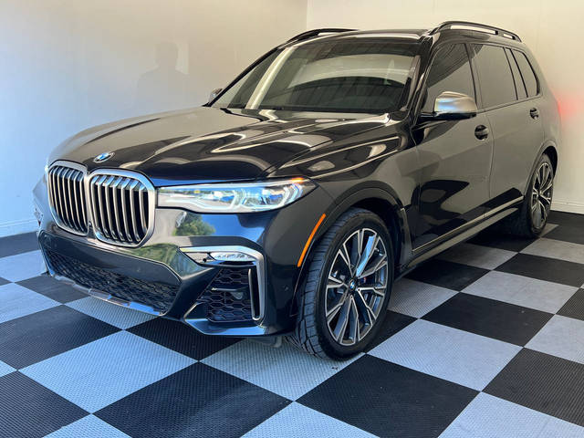 2020 BMW X7 M50i AWD photo