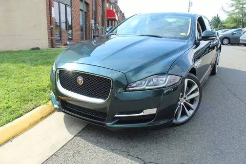 2019 Jaguar XJ XJ R-Sport RWD photo