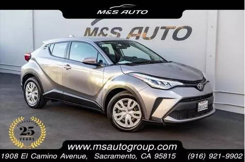 2020 Toyota C-HR LE FWD photo