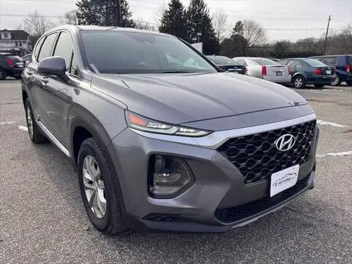 2019 Hyundai Santa Fe SE FWD photo