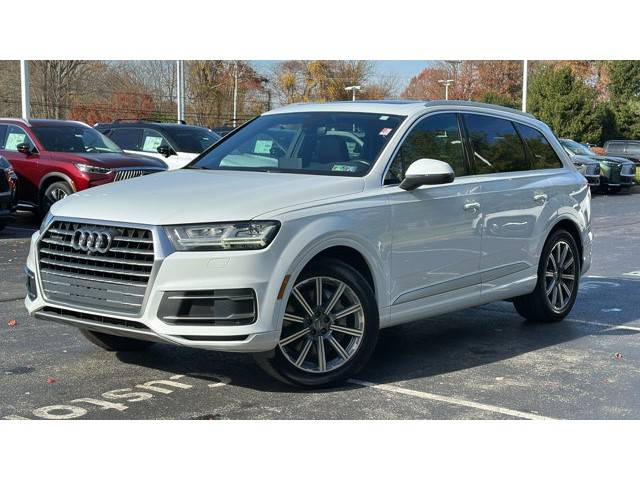 2019 Audi Q7 SE Premium Plus AWD photo