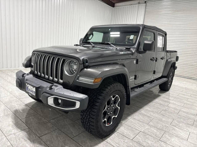 2020 Jeep Gladiator Overland 4WD photo