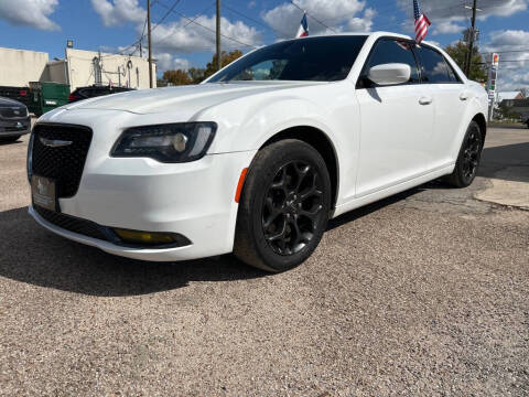 2019 Chrysler 300 300S AWD photo