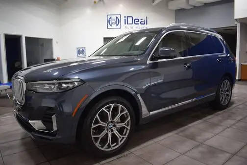 2020 BMW X7 xDrive40i AWD photo