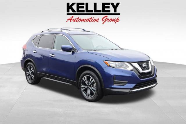 2020 Nissan Rogue SV FWD photo