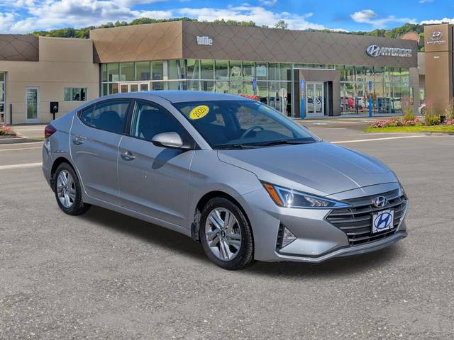 2020 Hyundai Elantra SEL FWD photo