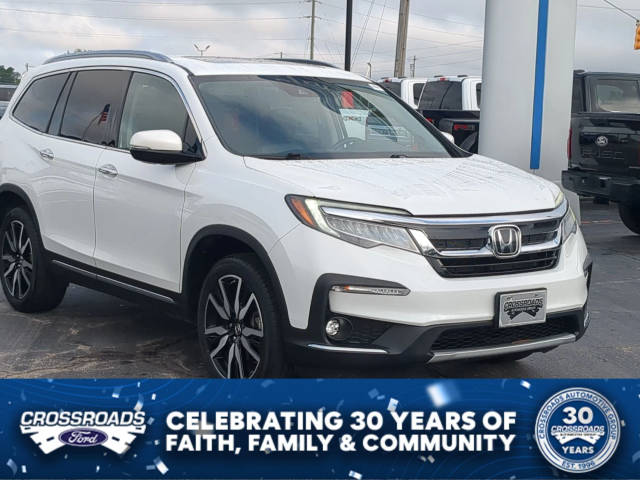 2020 Honda Pilot Touring 8-Passenger AWD photo