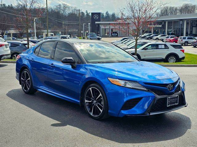 2020 Toyota Camry XSE FWD photo