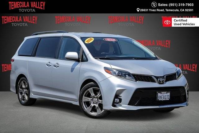 2020 Toyota Sienna SE Premium FWD photo