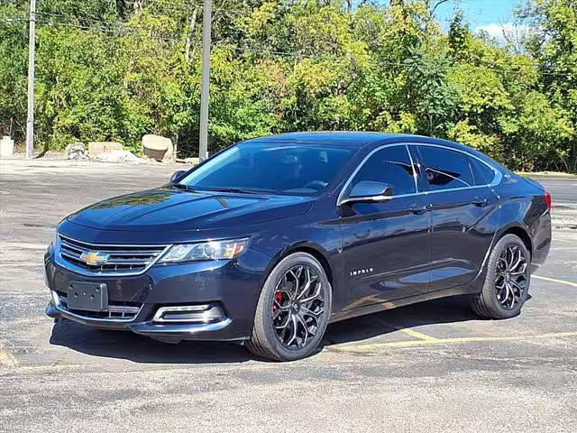 2019 Chevrolet Impala LT FWD photo