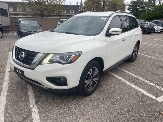 2019 Nissan Pathfinder SV 4WD photo