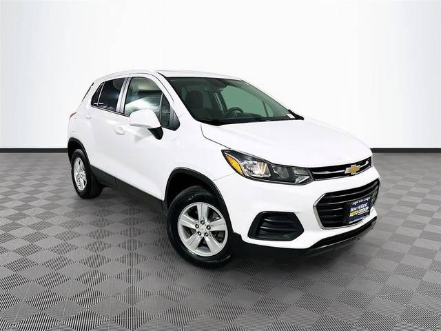2020 Chevrolet Trax LS AWD photo