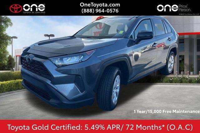 2020 Toyota RAV4 LE FWD photo