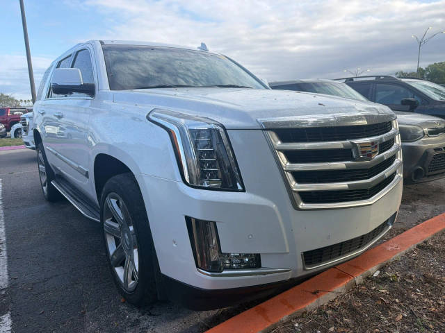 2020 Cadillac Escalade Luxury RWD photo