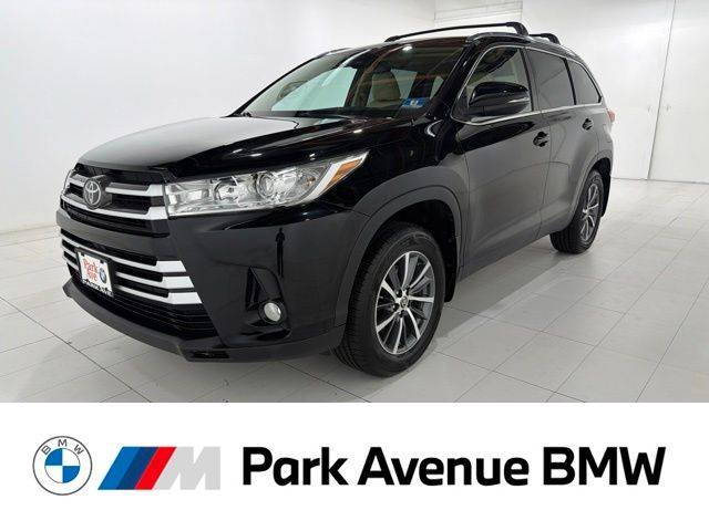 2019 Toyota Highlander XLE AWD photo