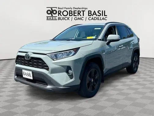 2020 Toyota RAV4 XLE AWD photo