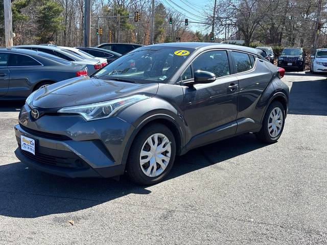 2019 Toyota C-HR LE FWD photo