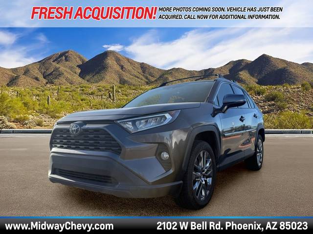 2020 Toyota RAV4 XLE Premium FWD photo