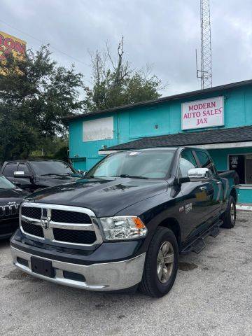 2019 Ram 1500 SLT RWD photo