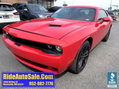 2019 Dodge Challenger SXT AWD photo
