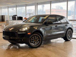 2017 Porsche Macan S AWD photo