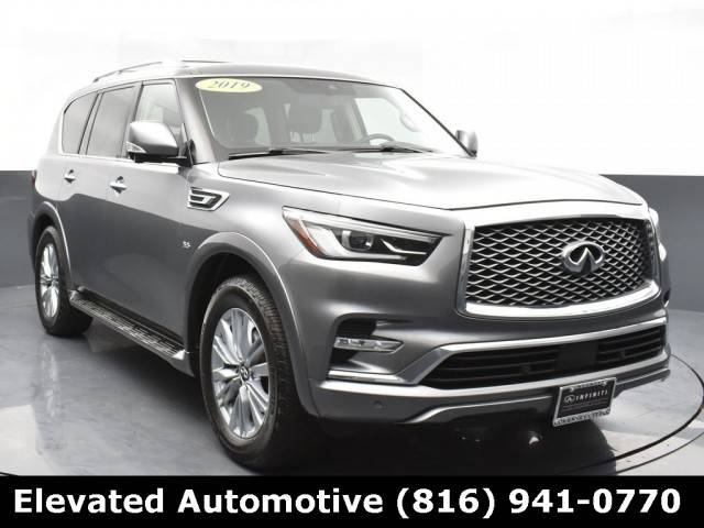 2019 Infiniti QX80 LUXE 4WD photo